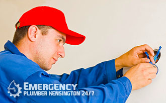 emergency plumber kensington 330x205 1 1